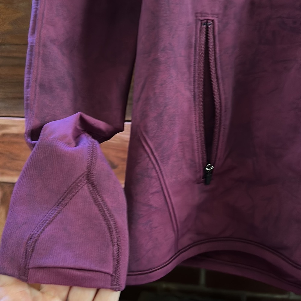 Lululemon Lightweight Compression Jacket, Size 10… - image 4